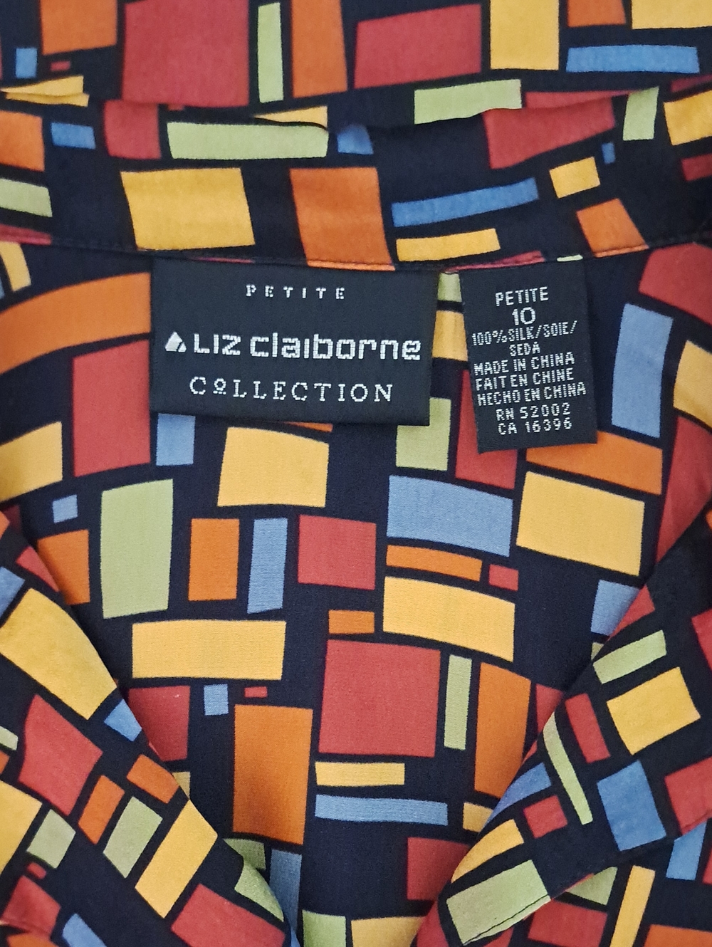 Liz Claiborne Collection 100% Silk Multicolor Geometric Button-Down - Picture 2 of 8
